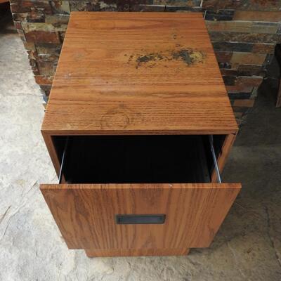 File cabinet 