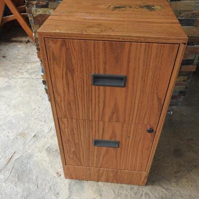 File cabinet 