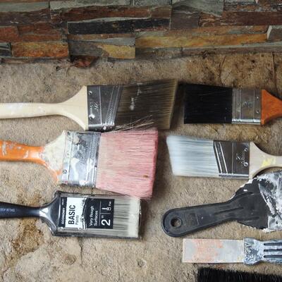 Paint brushes