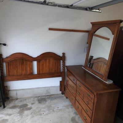 Queen Bedroom Set
