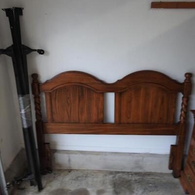 Queen Bedroom Set