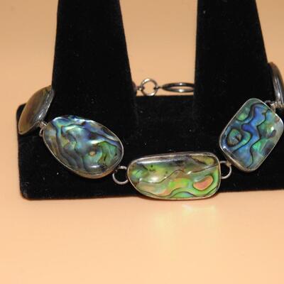 Braclets