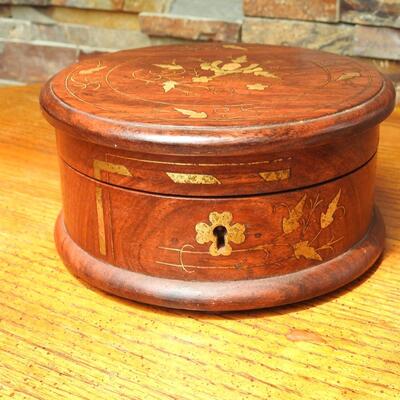 Vintage Jewelry Box