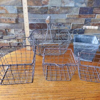 Aluminum Tub & gathering baskets