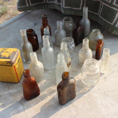 VINTAGE MINITURE BOTTLES