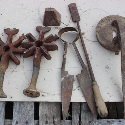 VINTAGE FARM FINDS