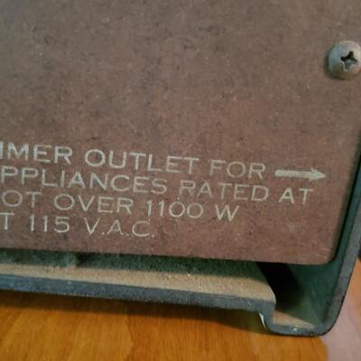 Vintage Crosley radio