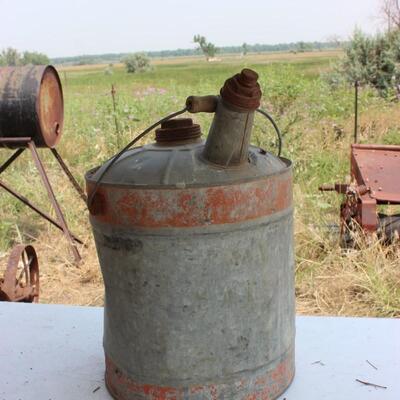 VINTAGE GAS CONTAINERS
