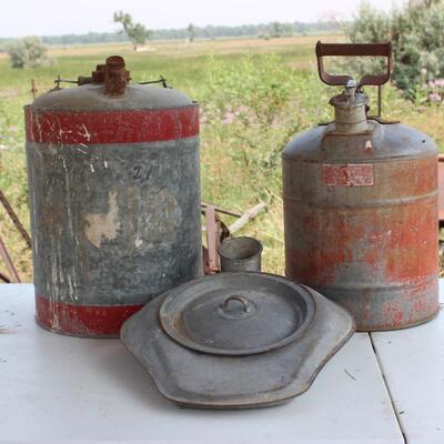    VINTAGE ITEMS