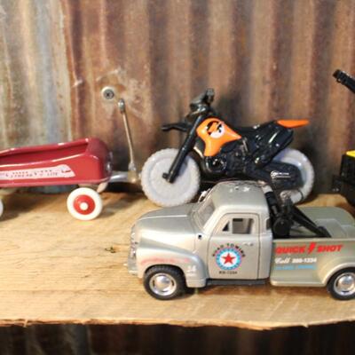 Diecast 1:43 Scale Vehicles, Woody Wagon, Loose - QTY 13