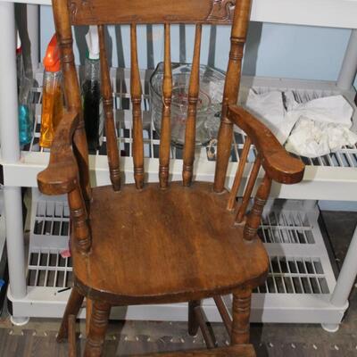 Antique High Chair, Wooden w/no Tray, Oak