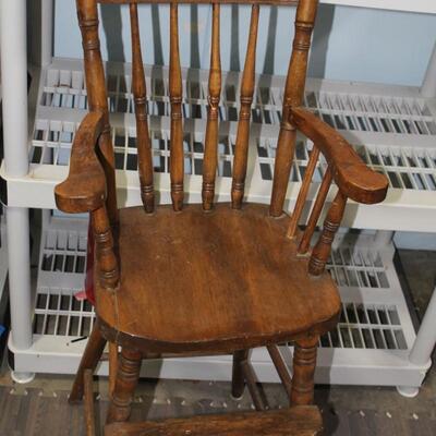 Antique High Chair, Wooden w/no Tray, Oak