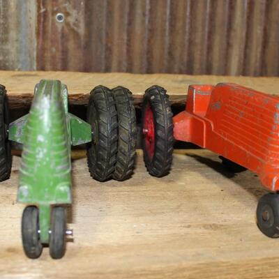 Antique Silk Toy Tractors, Diecast 1:16 Scale QTY 2