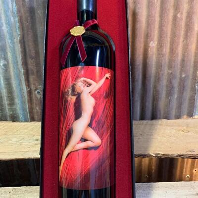 2002 Merlot, Marilyn Monroe Pose No. 2, Velvet Collection