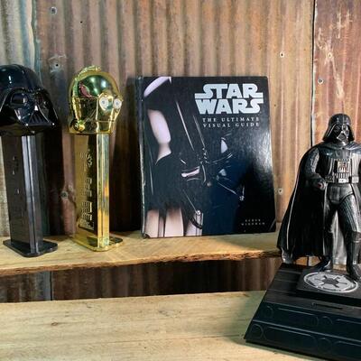 Star Wars Collectibles, Books, Ships Cards & More - QTY 12