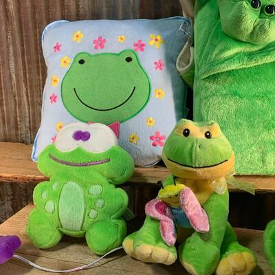 Frog Plushies, Pillows, Beanie Baby - QTY 6