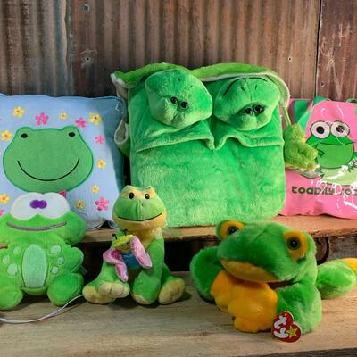 Frog Plushies, Pillows, Beanie Baby - QTY 6