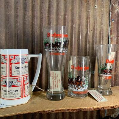 Vintage Budweiser Glasses, Mugs, Placemats and Bank - QTY 9