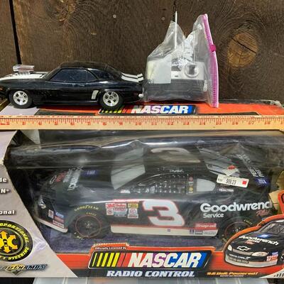 Large Dale Earnhardt Remote Control Car 1:18 Scale, NIB & Camaro