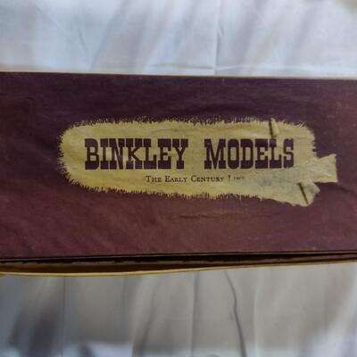 Antique Wooden / Plastic Train Model Kits, Athearn - QTY 9