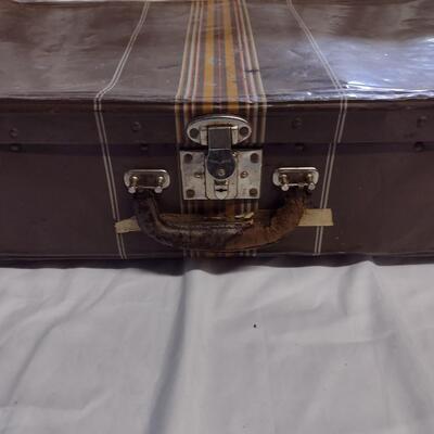 Household Items, Wicker Planter, Magazine Rack & Suitcase