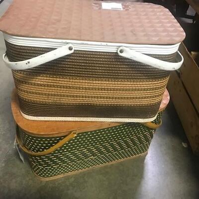 Vintage Picnic Baskets, Plastic Dinnerware - QTY 2
