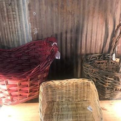 Wicker Baskets, Easter Baskets - QTY 5