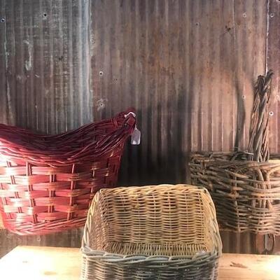 Wicker Baskets, Easter Baskets - QTY 5