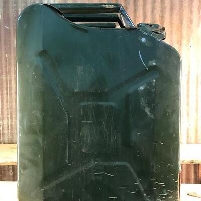 5 Gallon Gas Can (s), Jerry Cans, No Spouts - QTY 5