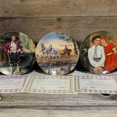 Annie, OLD West Collector Plates, COA in Box, MINT - QTY 5