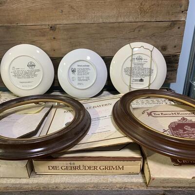Annie, OLD West Collector Plates, COA in Box, MINT - QTY 3