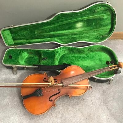 VIOLIN WITH CASE, BOW