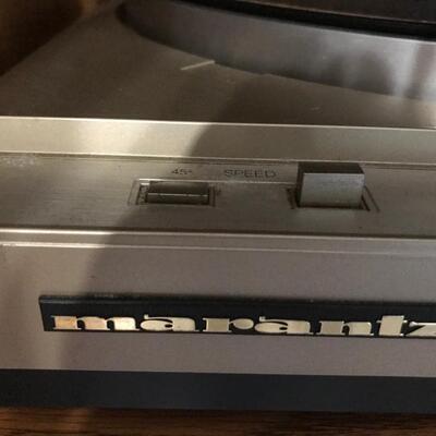 MARANTZ RECORD PLAYER