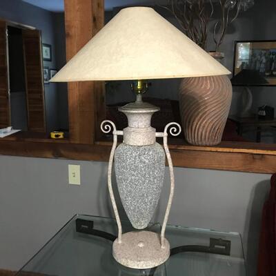 TABLE LAMP