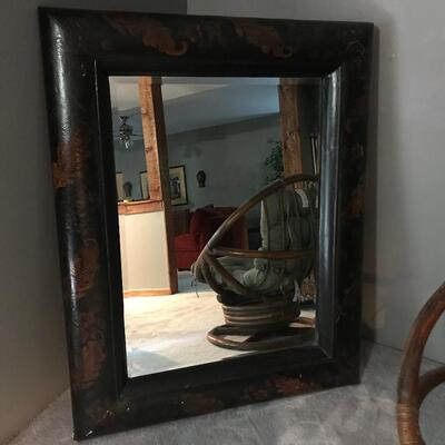 LEANER MIRROR