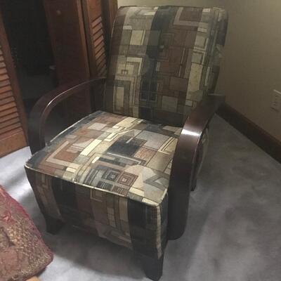 ARM CHAIR