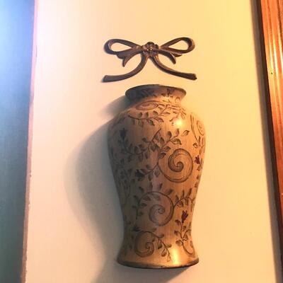 2 PC WALL VASE DECO AND BOW