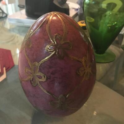 SATSUSMA PORCELIAN  EGG