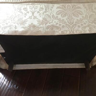SOFAS & OTTOMAN
