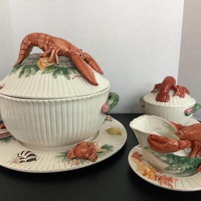 F632 Fitz & Floyd Lobster Tureen and Side Covered Bowls 