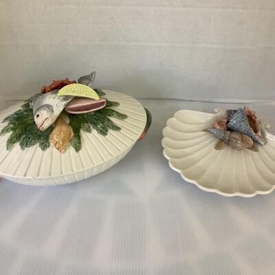 F634 Fitz & Floyd Oval Covered Vegetable Bowl and Shell Plate 