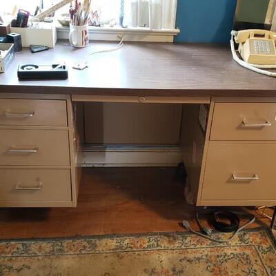 Metal desk
