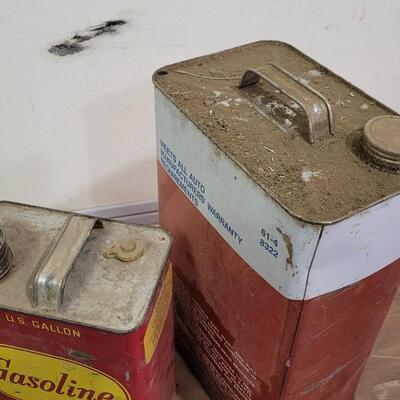 Lot 3: (2) Vintage Empty Garage Metal GAS / MOTOR OILCans