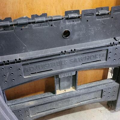 Lot 7: Pair of Plastic Sawhorses 29.5" x 32"