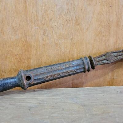 Lot 18: Vintage No. 56 SURE GRIP Tool 