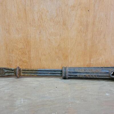 Lot 18: Vintage No. 56 SURE GRIP Tool 