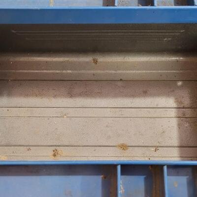 Lot 19: Large Metal Tool or Tackle Box with Pop Out Storage