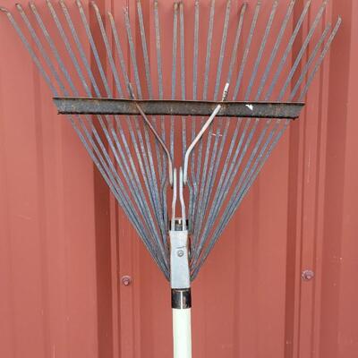 Lot 25: Vintage Garden Rake Metal Tines