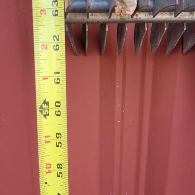Lot 26: Vintage Farm Rake Heavy Tines
