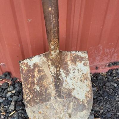 Lot 27: Vintage Green Accent Wood Handle Shovel 